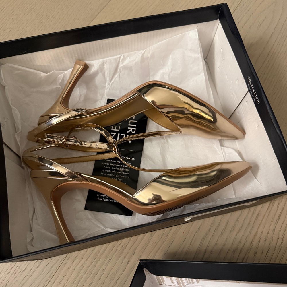 NWB Naturalizer Women's Astrid T-Strap Pointed Toe Dress Pumps in Rose Gold